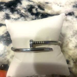 Nail bracelet no tarnish